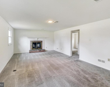 1208 Pinewood Drive - Photo Thumbnail 26