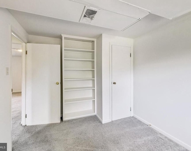 1208 Pinewood Drive - Photo Thumbnail 31