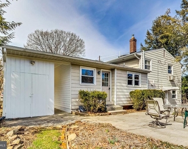 1208 Pinewood Drive - Photo Thumbnail 38