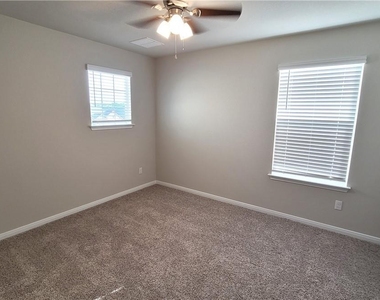 6406 Kildare Dr - Photo Thumbnail 15