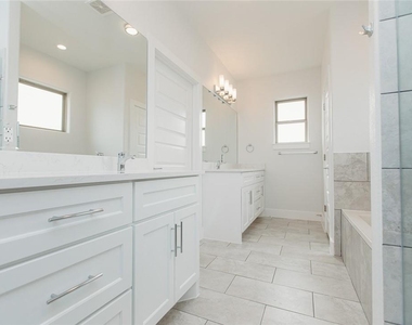127 Loon Dr - Photo Thumbnail 13
