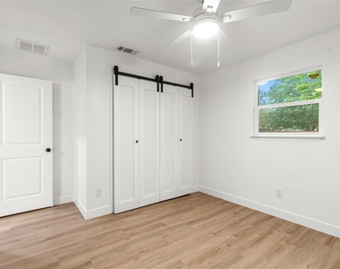 409 Avenue R - Photo Thumbnail 19