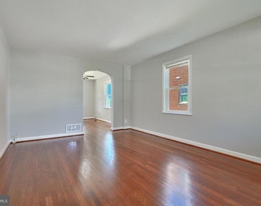 530 47th Street - Photo Thumbnail 5