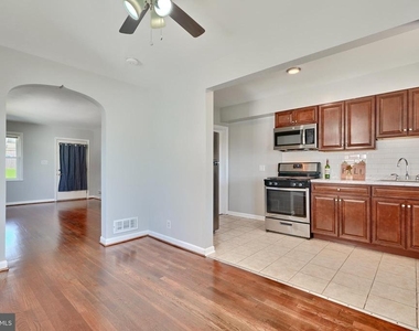 530 47th Street - Photo Thumbnail 8