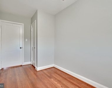 530 47th Street - Photo Thumbnail 22