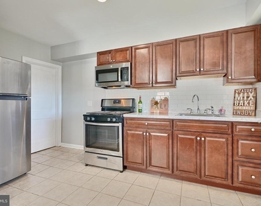 530 47th Street - Photo Thumbnail 10