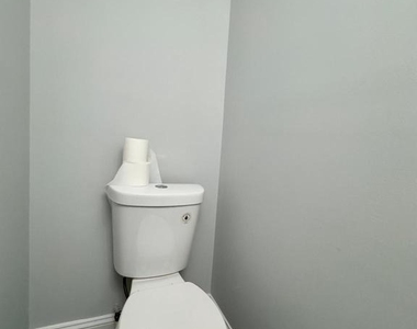 115 S Eaton Street - Photo Thumbnail 5