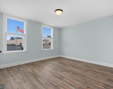 1201 Union Avenue - Photo Thumbnail 2