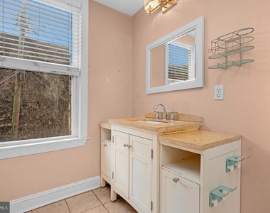 1201 Union Avenue - Photo Thumbnail 4