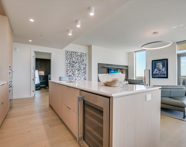 44 East Ave - Photo Thumbnail 7