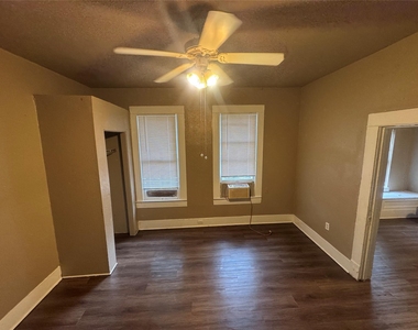 730 Carolina St - Photo Thumbnail 1