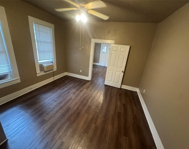 730 Carolina St - Photo Thumbnail 2