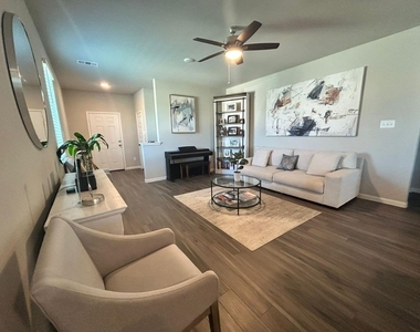 2547 Steelhead Dr - Photo Thumbnail 12