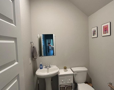 2547 Steelhead Dr - Photo Thumbnail 4
