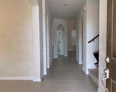170 Brazil Dr - Photo Thumbnail 1