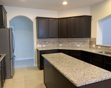 170 Brazil Dr - Photo Thumbnail 9