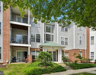 1972 Scotts Crossing Way - Photo Thumbnail 1
