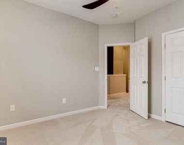1739 Theale Way - Photo Thumbnail 10