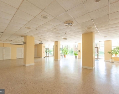 4201 Cathedral Avenue Nw - Photo Thumbnail 26