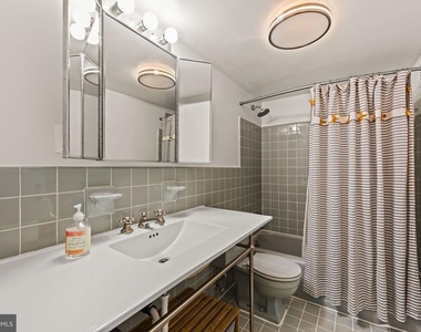 4201 Cathedral Avenue Nw - Photo Thumbnail 16
