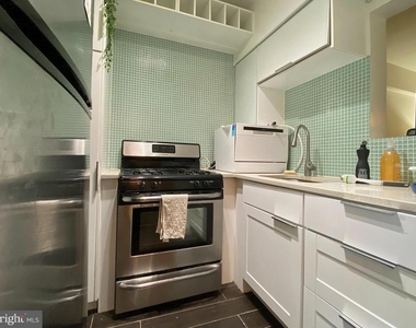 1727 Massachusetts Avenue Nw - Photo Thumbnail 6