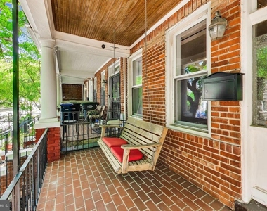 1917 Lincoln Road Ne - Photo Thumbnail 1