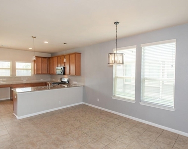 8113 Rosano St - Photo Thumbnail 8
