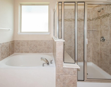8113 Rosano St - Photo Thumbnail 18