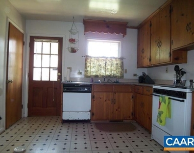 1705 Burnley Ave - Photo Thumbnail 8
