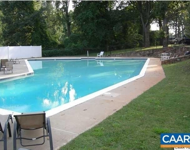 1800 Jefferson Park Ave - Photo Thumbnail 2