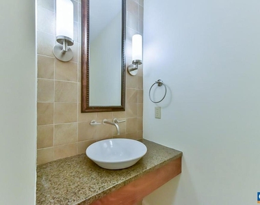 1012 Wildmere Pl - Photo Thumbnail 5