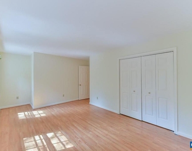1012 Wildmere Pl - Photo Thumbnail 31