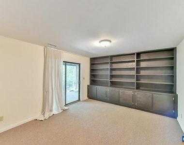 1012 Wildmere Pl - Photo Thumbnail 44