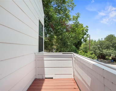 115 Havana St - Photo Thumbnail 15