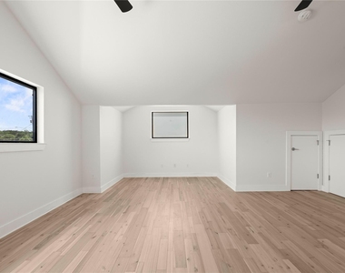 115 Havana St - Photo Thumbnail 26