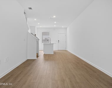 163 Palmetto Ridge Road - Photo Thumbnail 10