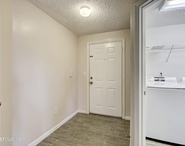 3015 Aqua Vista Lane - Photo Thumbnail 37