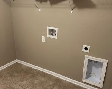 9670 Freefall Road - Photo Thumbnail 12