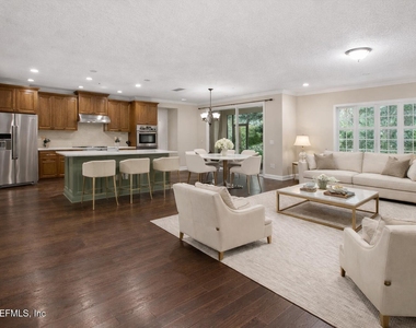 80 Oyster Bay Way - Photo Thumbnail 4