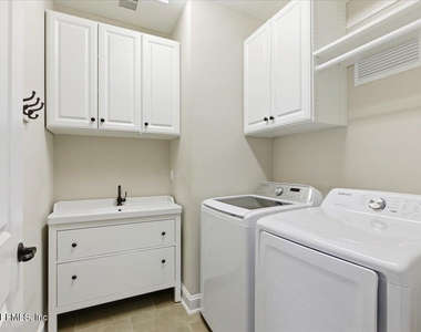80 Oyster Bay Way - Photo Thumbnail 15