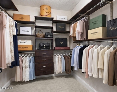 80 Oyster Bay Way - Photo Thumbnail 9