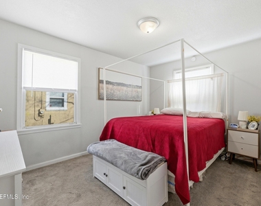 5327 Lexington Avenue - Photo Thumbnail 22