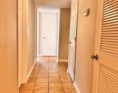3916 Corrida Court - Photo Thumbnail 3