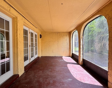 3916 Corrida Court - Photo Thumbnail 16