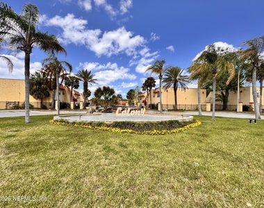 3916 Corrida Court - Photo Thumbnail 18