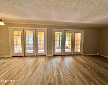 3916 Corrida Court - Photo Thumbnail 6
