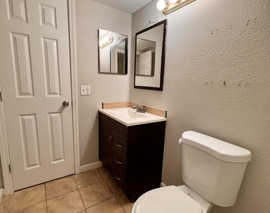 3916 Corrida Court - Photo Thumbnail 14