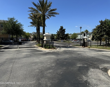 4935 Islamorada Lane - Photo Thumbnail 1