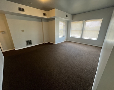 71 E 69th Street - Photo Thumbnail 1