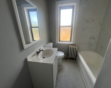 9300 S Bishop Street - Photo Thumbnail 4